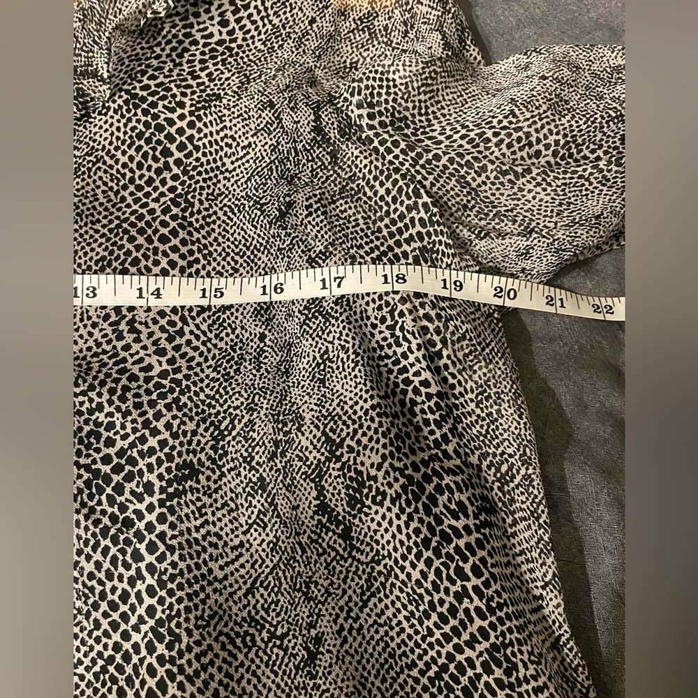 Silk Ruffled Snake Print Blouse - Picture 8 of 8